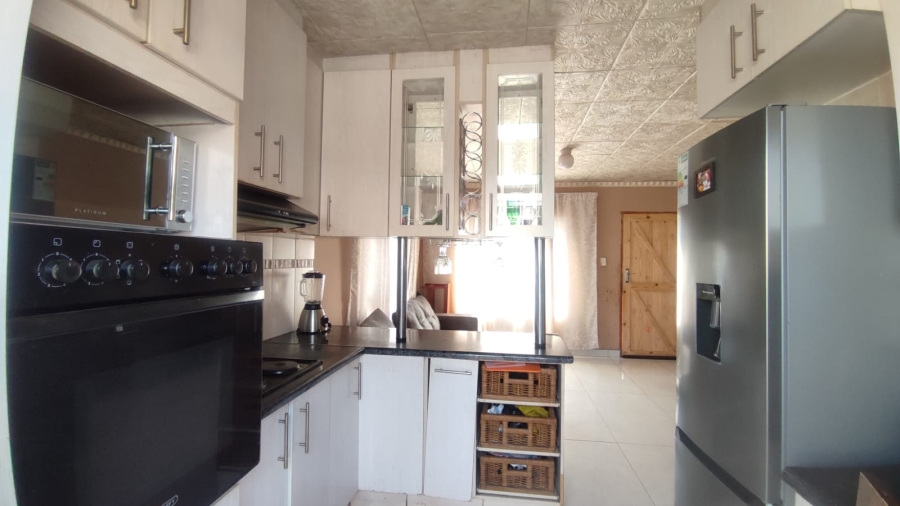 2 Bedroom Property for Sale in Boitekong North West